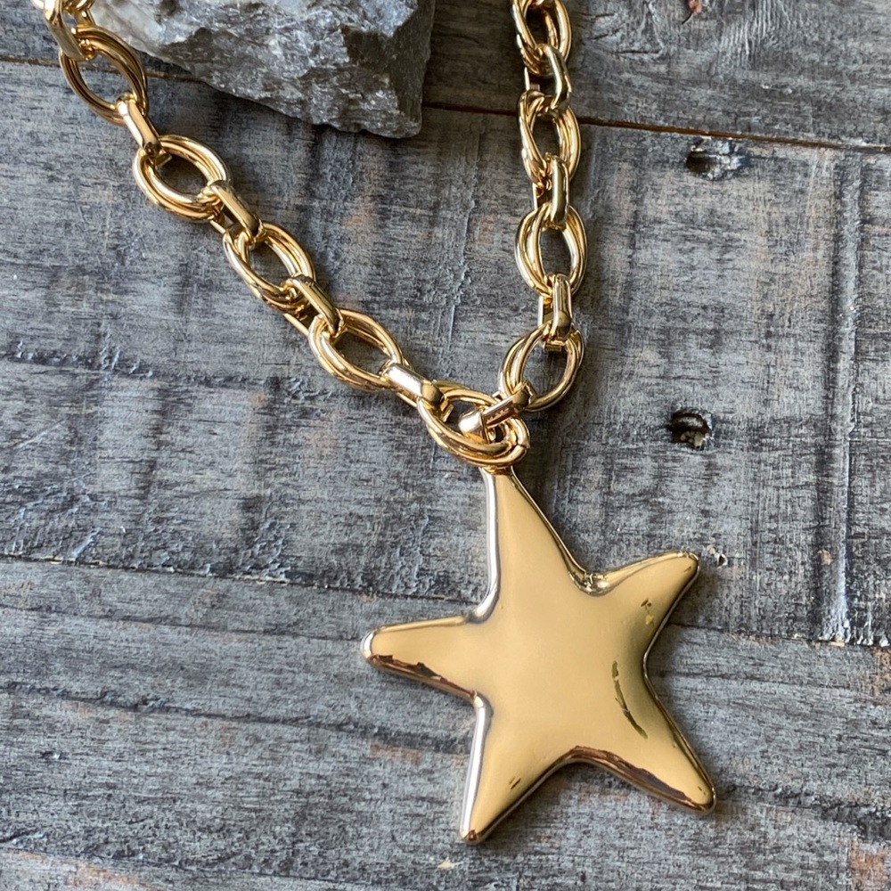 NEW Chunky Gold Star Pendant Necklace